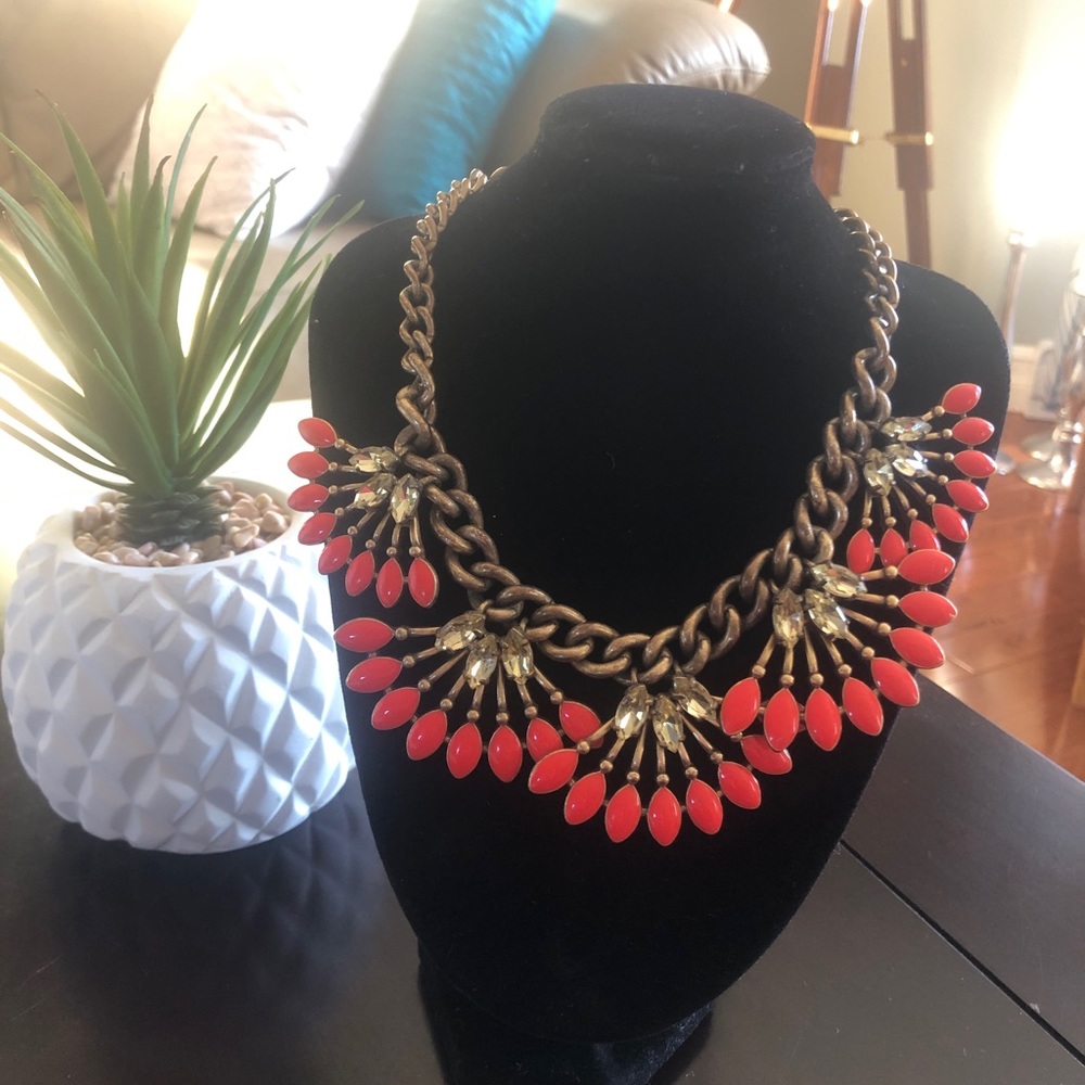 🌹Stella & Dot Coral Cay Necklace